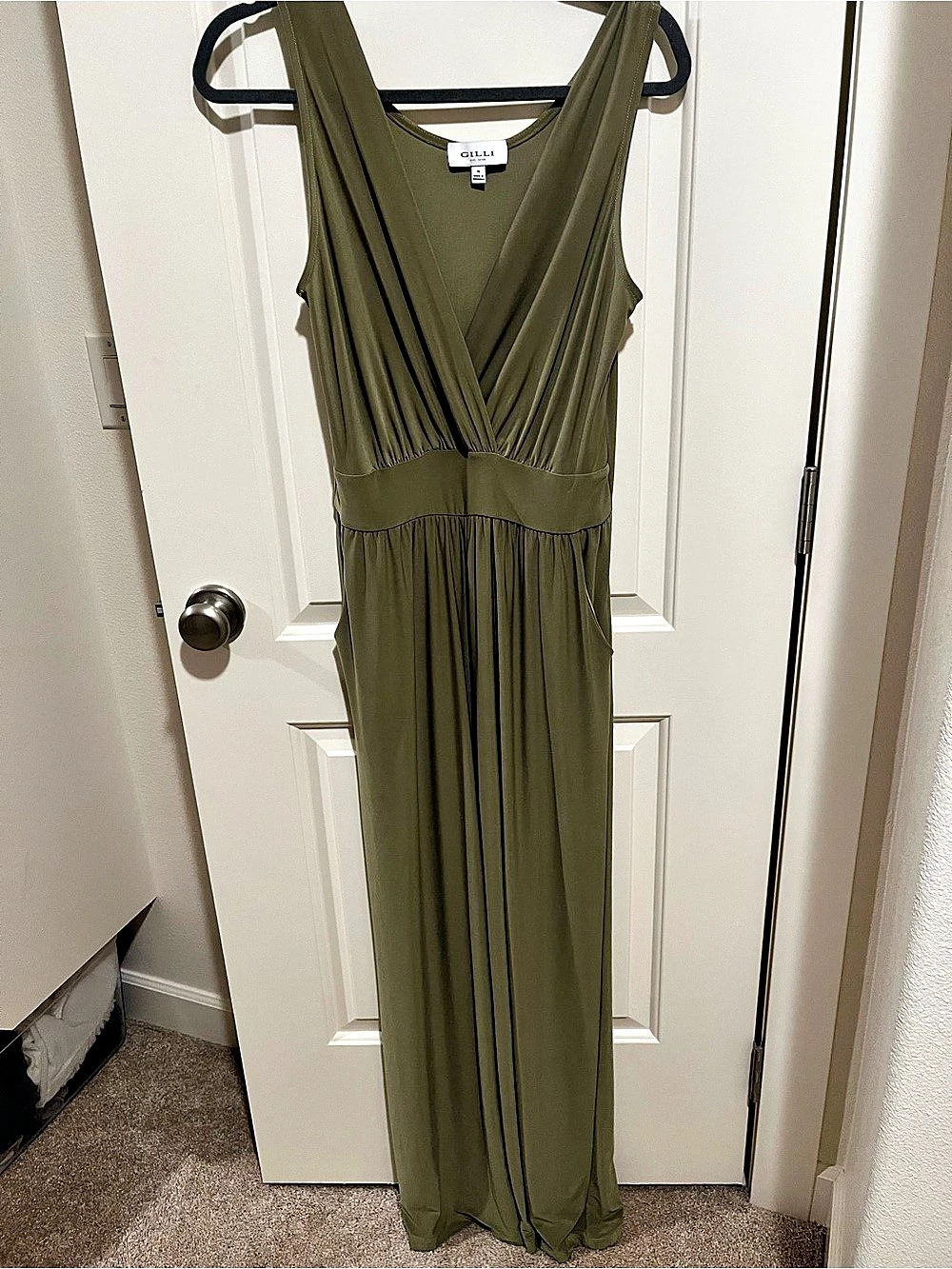 GILLI Olive Wide Leg Jumpsuit Size Medium Like New